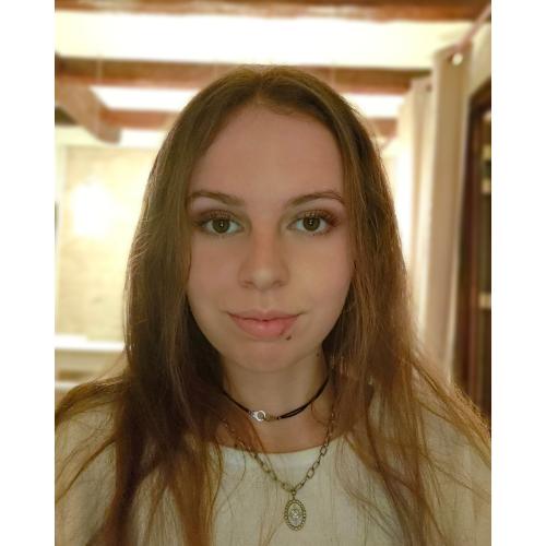 Lena K. - Assistant administratif et comptabilité