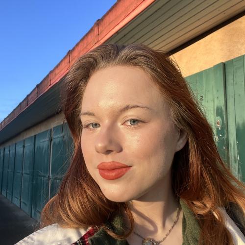 Léa S. - Traductrice et Relectrice Multilingue