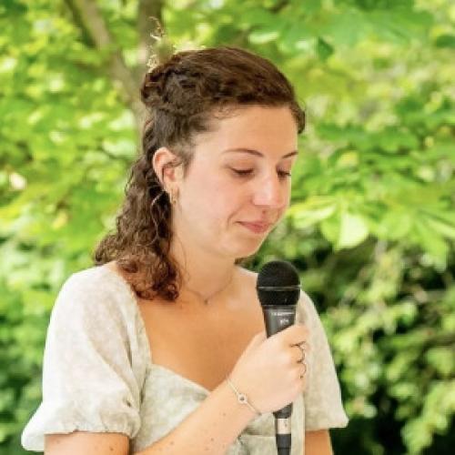 Chloé P. - Assistante virtuelle