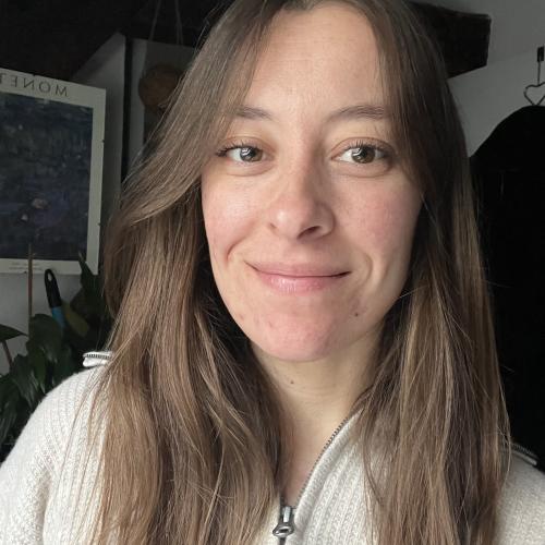 Marie C. - Assistante administrative, traduction, chargée de missions