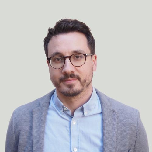 Yann L. - Consultant en stratégie marketing