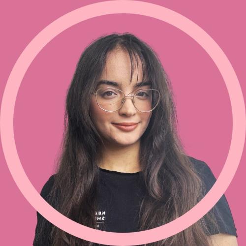 Sirine B. - Designer Graphique