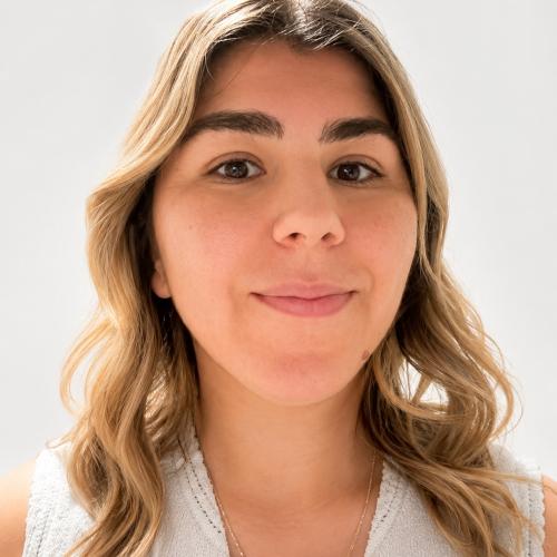 Aylin D. - Assistante de gestion