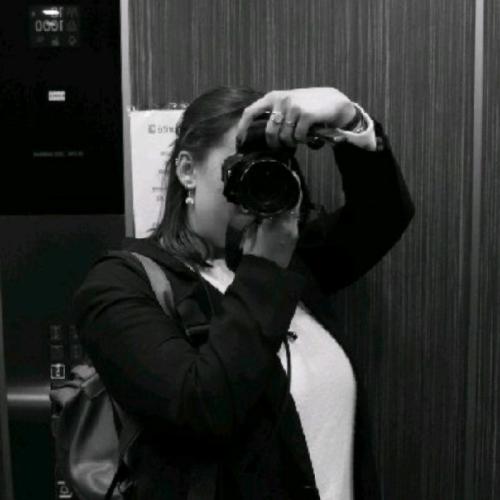 Cassy H. - Photographe portraitiste