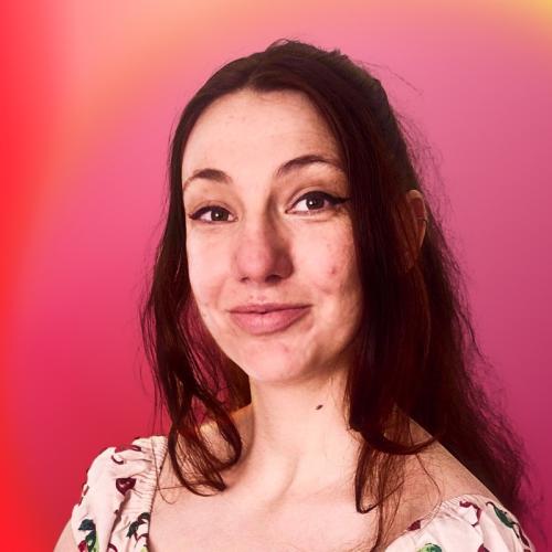 Coraline 🍒 G. - Developpeuse Webflow
