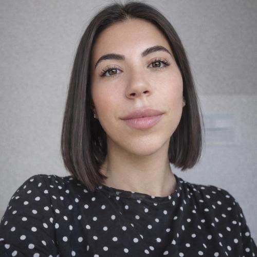 Julia Z. - RESPONSABLE RH