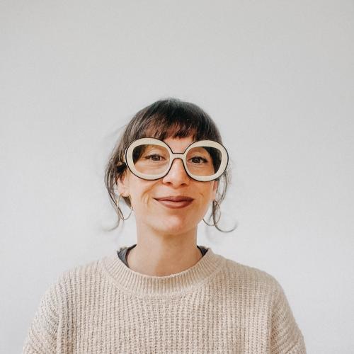 Laurie D. - DA / Graphiste / Illustratrice