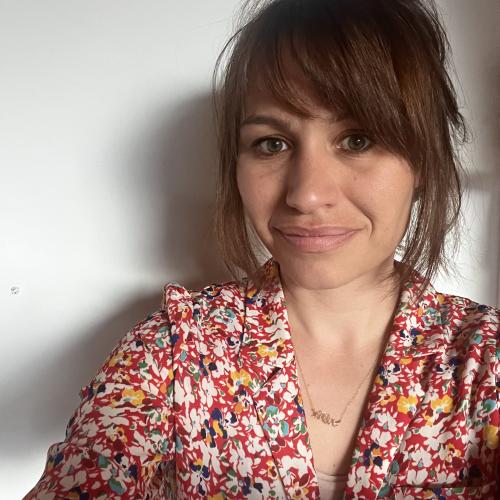 Victoria F. - Assistante administrative