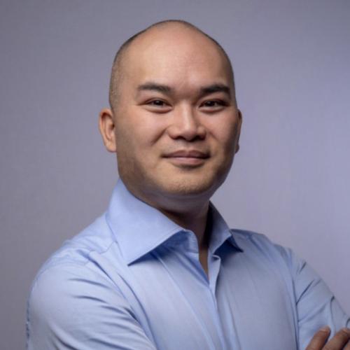 Jerry H. - Consultant Marketing / Communication / Hôtellerie