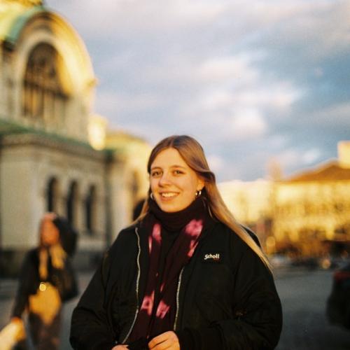 Amane B. - Graphiste/Webdesigner