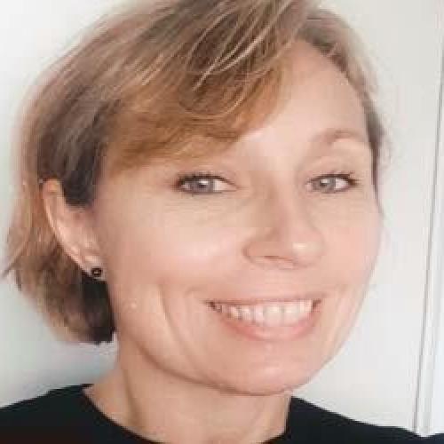 Emmanuelle G. - Assistante de direction