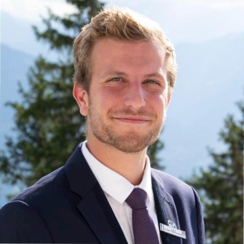 Edwyn L. - Directeur des activités restaurations