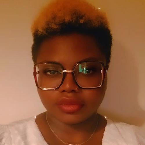 Victoria B. - Consultante Commerciale - Prospection & Conversion de Leads