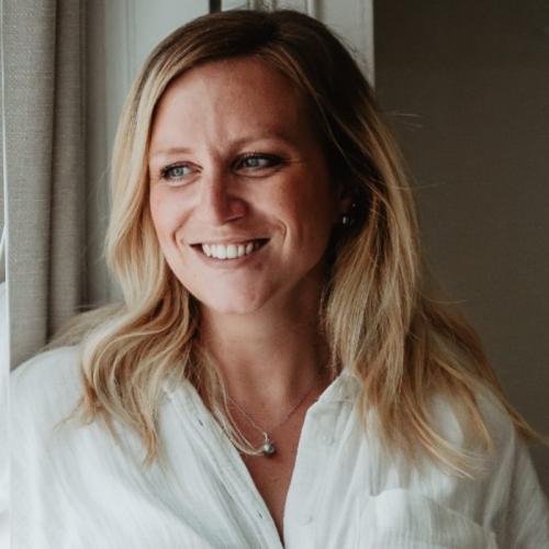 Victoria I. - Chef de projet événementiel