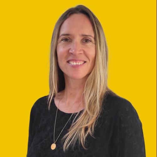 Julie H. - Copywriter - Stratégie de contenu | secteur EdTech
