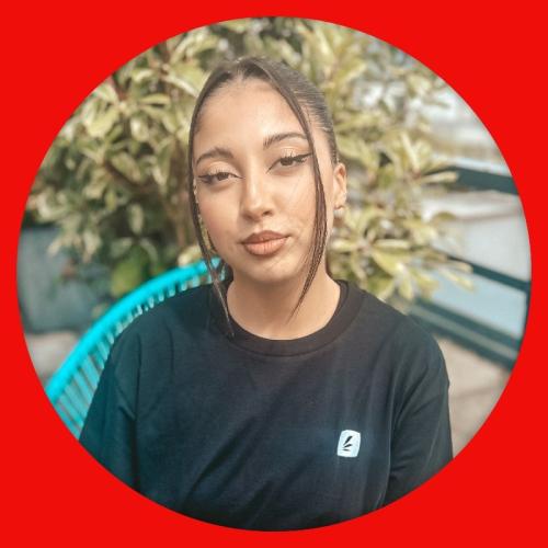 Yuna M. - Chargée de communication et projet évènementiel