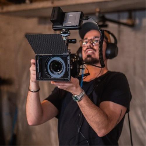 Etienne H. - Vidéaste & photographe - cadreur - réalisateur - monteur