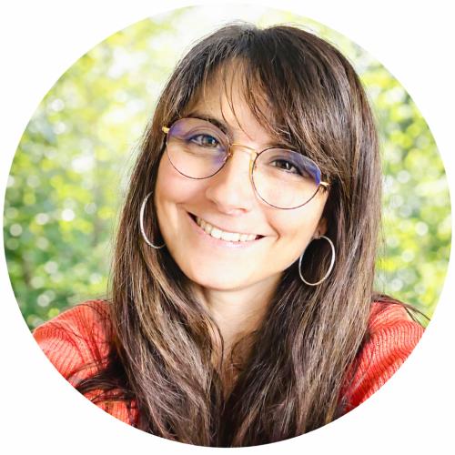 Clara Z. - Assistante digitale créative