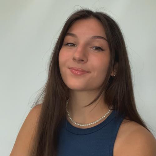 Clara N. - Graphiste - Chargée de communication