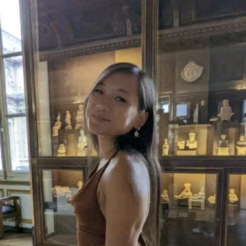 Maéva R. - Assistanat administratif, rédaction, traduction