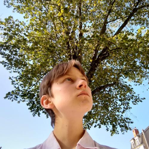 Zélie M. - Designer pluridisciplinaire