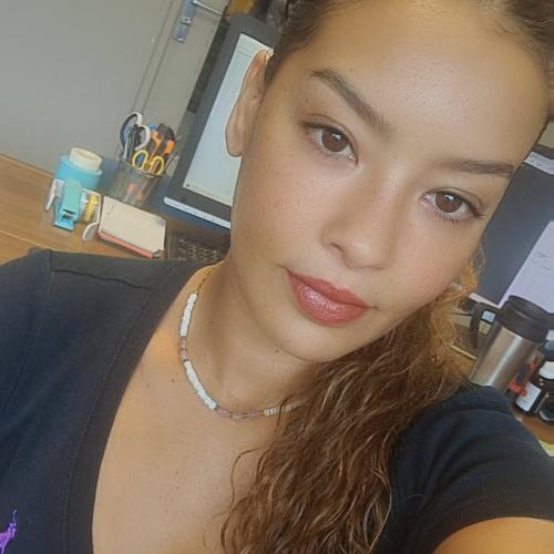 Ehlem H. - Assistante de direction indépendante