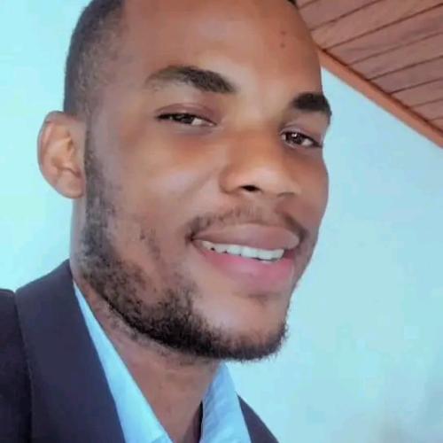 Yann axel E. - Téléprospecteur