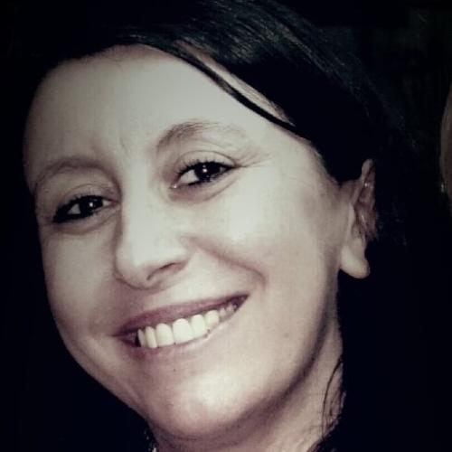 Lydia L. - Cheffe de projet/Traductrice/Correctrice Anglais>Français