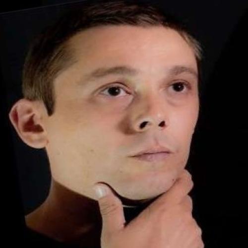 Govinda R. - Cadreur vidéo, monteur vidéo, infographiste 3D, VFX.