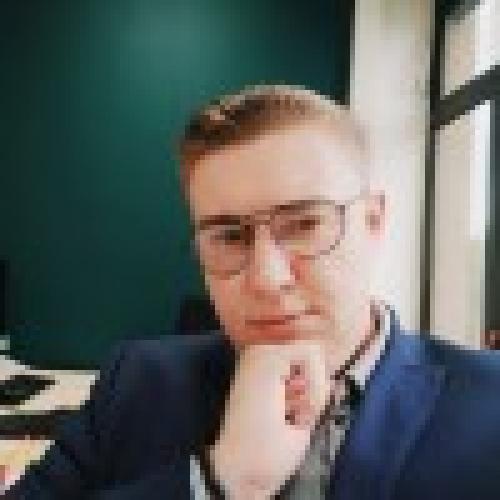 Florian M. - Office Manager | Soutien Administratif & Gestion