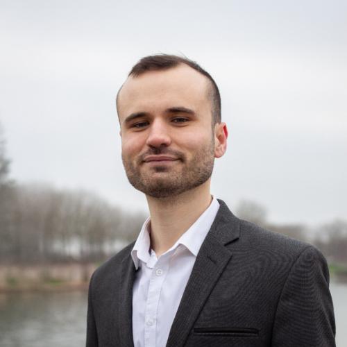 Antoine K. - Développeur web freelance et créateur de présence digitale