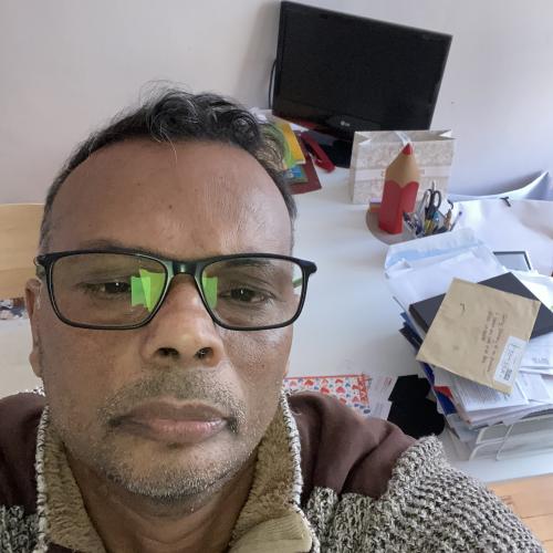 Nicolas D. - Administration VRD  Conseils Aménagements de Jardins -