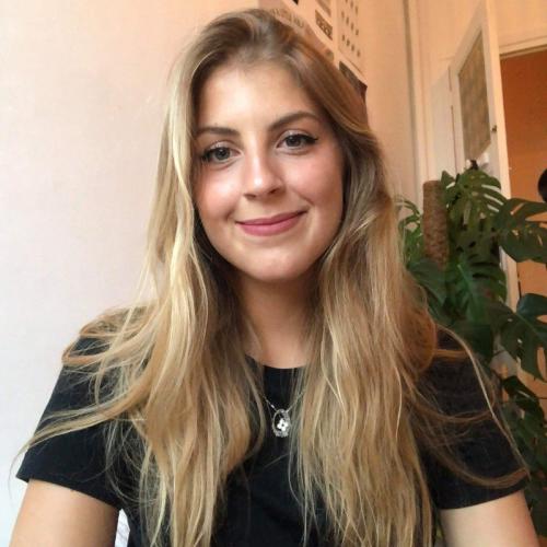 Louise W. - Graphiste freelance