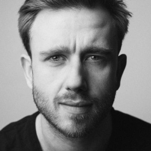 Pierre B. - Directeur Artistique | Photographe Mode & Editorial