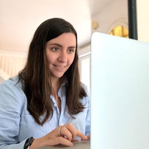 Emily B. - Assistante digitale freelance