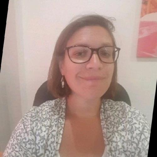 Julia B. - Journaliste, rédactrice