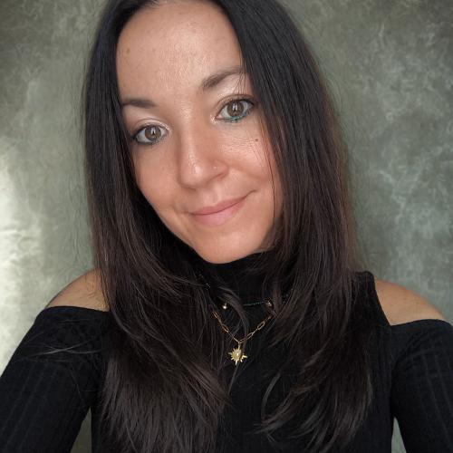 Valérie G. - Photographe & Directrice artistique Mode-Beauté