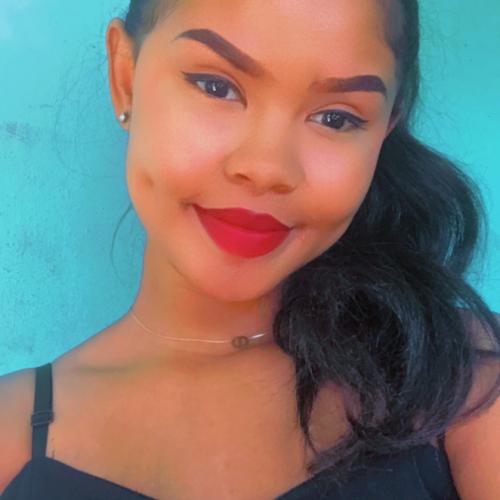 Kenny T. - Assistante virtuelle