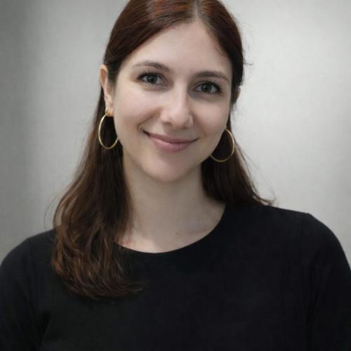 Clara M. - Rédactrice scientifique R&D + Traduction ES-FR