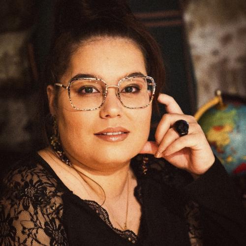 Maïlisa M. - Écrivain privée