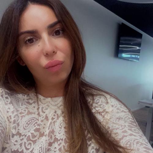 Nina A. - Formalités