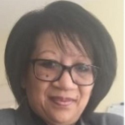 Christine J. - JURISTE CORPORATE & FORMALISTE SENIOR