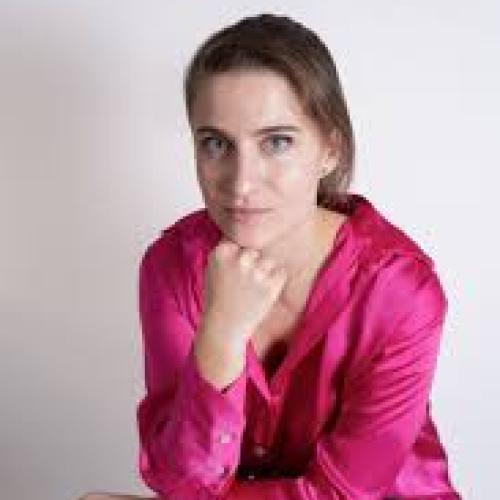 Olga P. - Directrice artistique - brand designer - graphiste