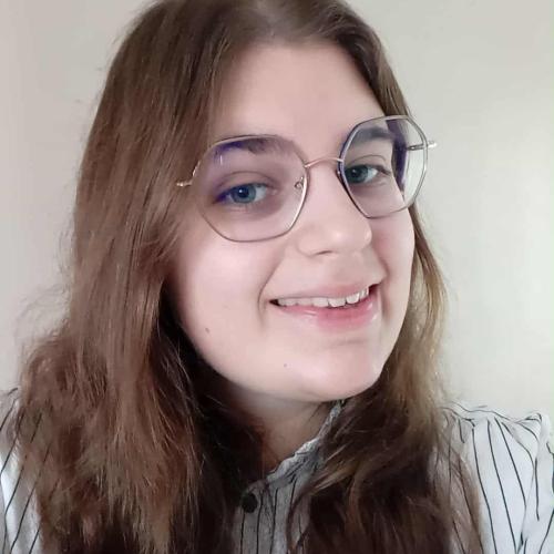 Aurélie R. - Assistante administrative à distance