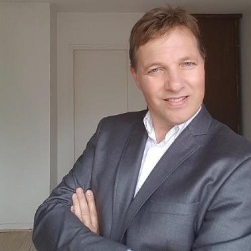 Lionel D. - Chargé de clientèle / téléprospection et réseautage