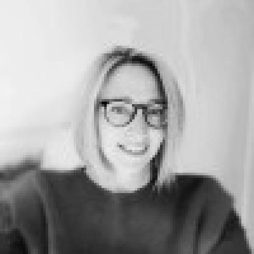 Virginie M. - Consultante et accompagnatrice en IA -