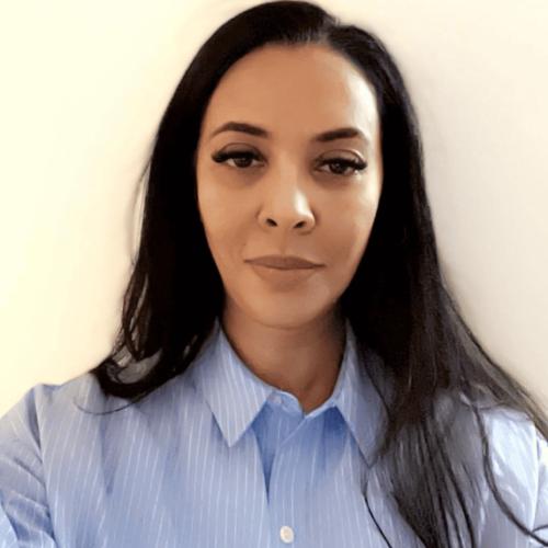 Lamia G. - Manager de Transition Facturation & Processus
