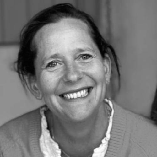 Amélie V. - Office Manager