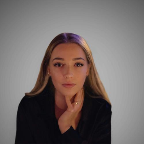 Miléna T. - Gestionnaire de paie et ADP freelance | Silae