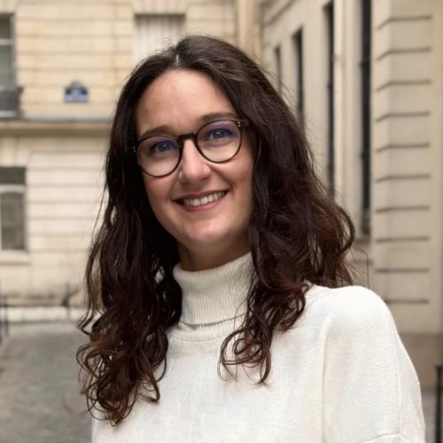 Constance G. - Office Manager Senior / Communication & Organisation interne